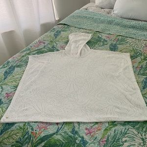 Lilly Pulitzer cover-up. Size is a extra large.